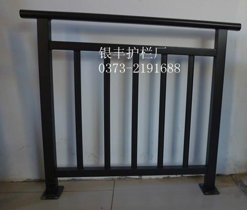 新型陽(yáng)臺(tái)護(hù)欄 精美鐵藝陽(yáng)臺(tái)護(hù)欄 歐式陽(yáng)臺(tái)護(hù)欄 耐用防銹陽(yáng)臺(tái)護(hù)欄