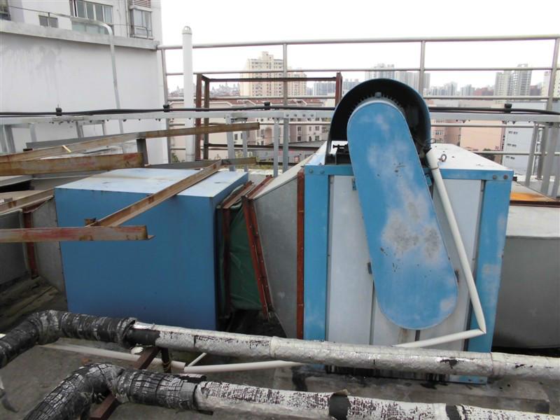 專業(yè)提供上門清洗凈化器煙道圖片