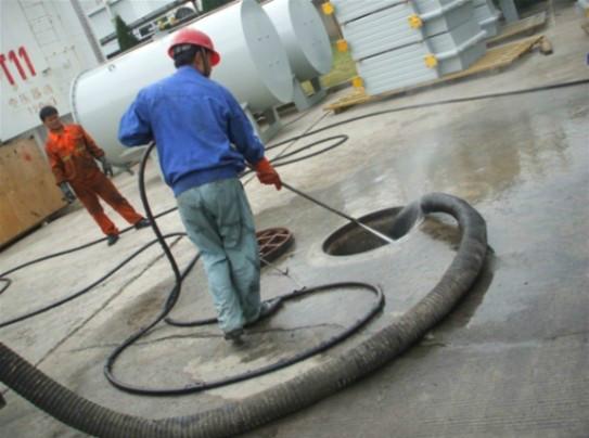 高壓清洗管道疏通下水隔油池化糞池圖片