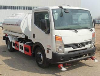 供應國四東風多利卡6方灑水車 15997903099