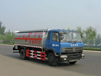 供應四川17方東風153運油車