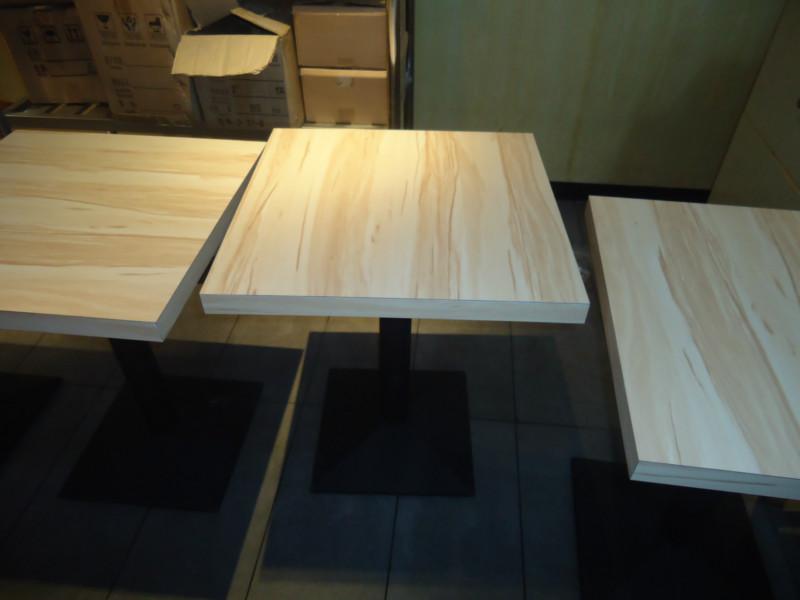 深圳餐廳家具定做/餐廳家具生產(chǎn)廠家/餐廳家具批發(fā)供應(yīng)