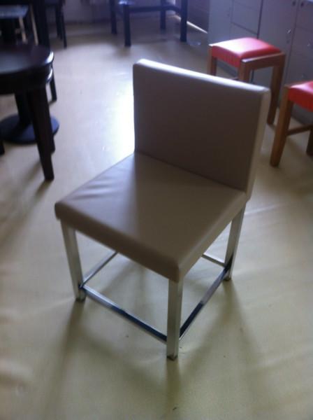 廠家*餐椅、實木餐椅、金屬餐椅、軟包皮革餐椅、*惠