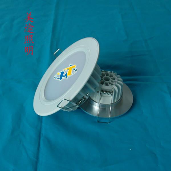 供應(yīng)新款筒燈外殼 2.5-4寸壓鑄杯筒燈外殼套件 LED筒燈外殼套件