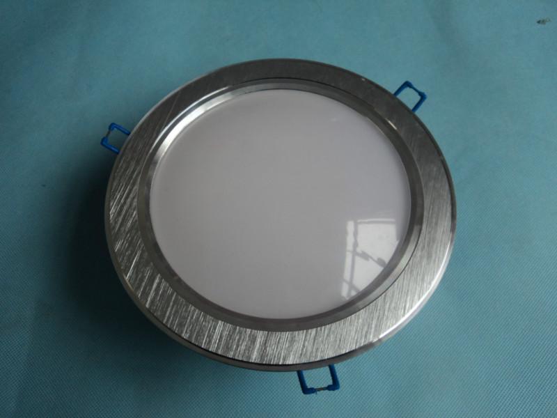 供應(yīng)拉絲銀筒燈外殼-中山拉絲銀筒燈外殼-超薄*筒燈外殼