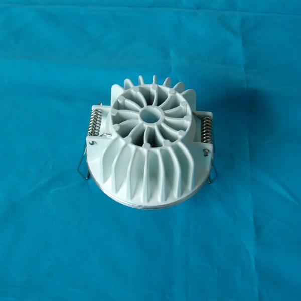 供應(yīng)3寸車鋁厚料面環(huán)壓鑄筒燈外殼-廣交會(huì)熱銷筒燈-*筒燈批發(fā)