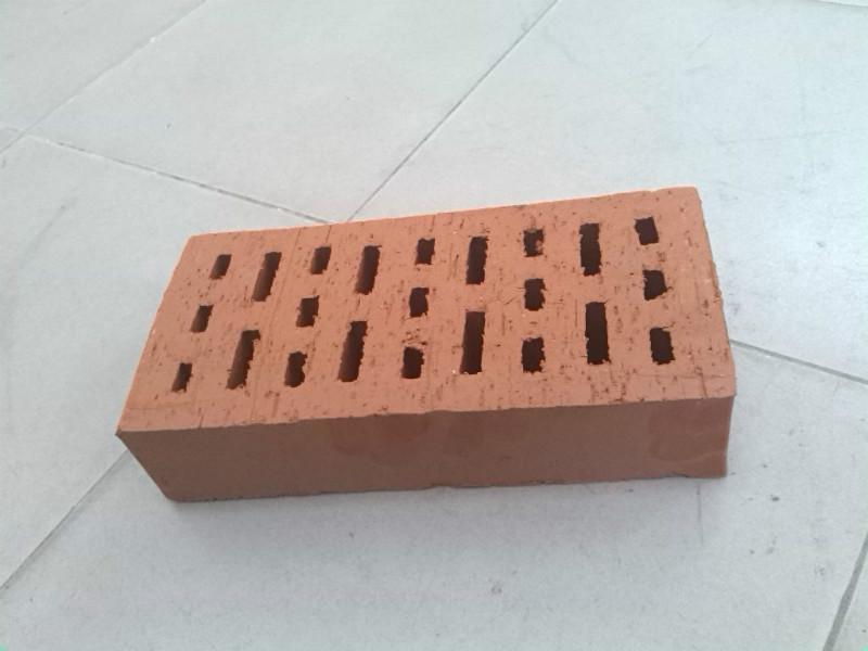 供應(yīng)唐山清水墻磚外墻磚，唐山清水墻磚，外墻磚批發(fā)