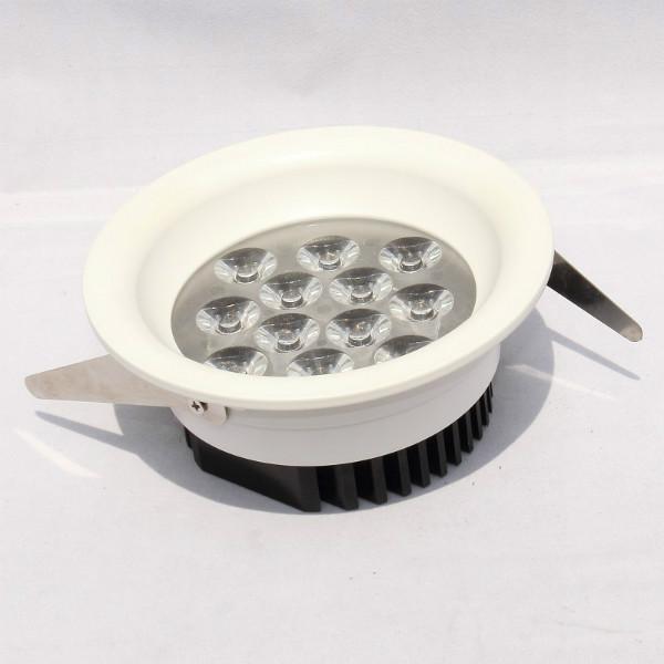 供應(yīng)深圳哪里有專業(yè)的LED天花燈廠家？