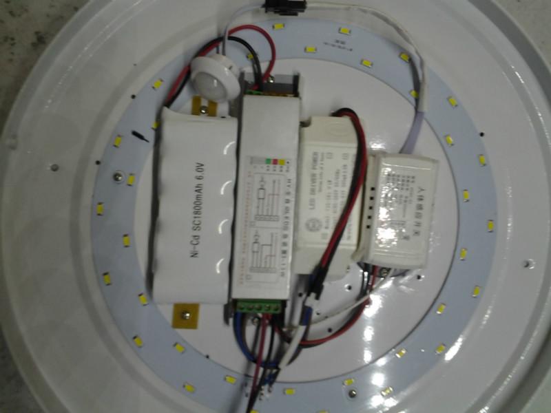 供應(yīng)中山LED人體感吸頂燈價(jià)格*