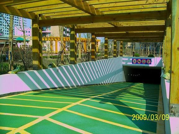 供應(yīng)上海環(huán)氧樹脂自流平地板-上海環(huán)氧樹脂自流平地板廠家