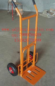 供應青島哪里出售貨倉車/青島貨倉車廠家批發(fā)