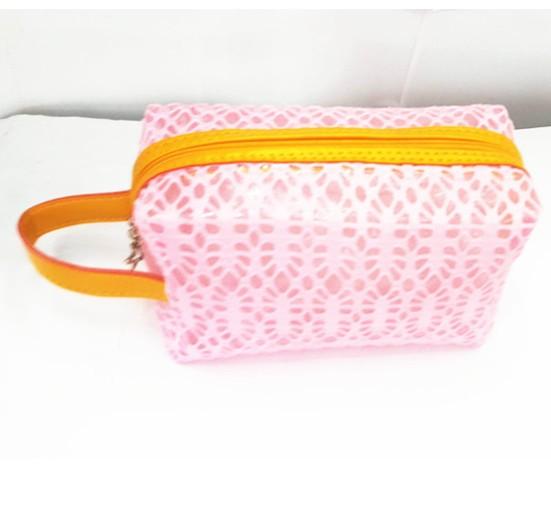 供應(yīng)巴西熱賣化妝包零錢包洗漱包冰包