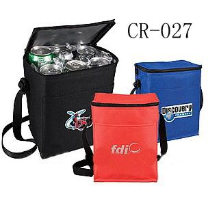 供應(yīng)義烏坤泰箱包生產(chǎn)廠家冰包主題