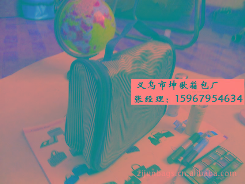 福建洗漱包生產(chǎn)廠家定做圖片