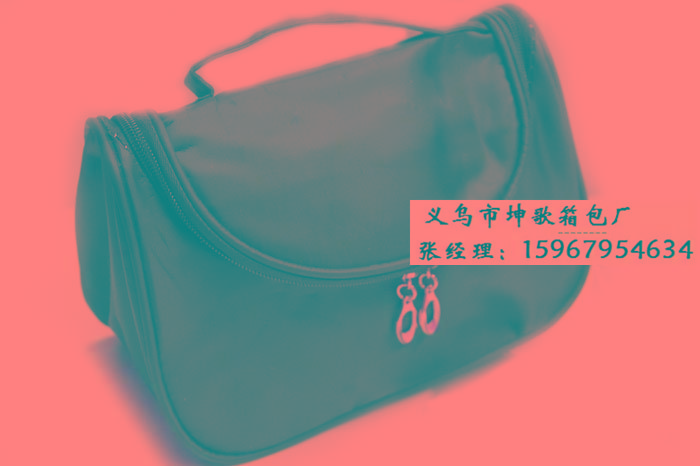 供應(yīng)內(nèi)蒙古化妝包價格，內(nèi)蒙古化妝包廠家定做，內(nèi)蒙古化妝包生產(chǎn)廠家