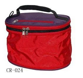 供應(yīng)義烏坤泰箱包生產(chǎn)廠家冰包主題