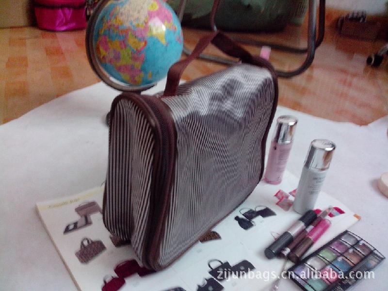 供應(yīng)浙江杭州洗漱包加工價(jià)格生產(chǎn)廠家