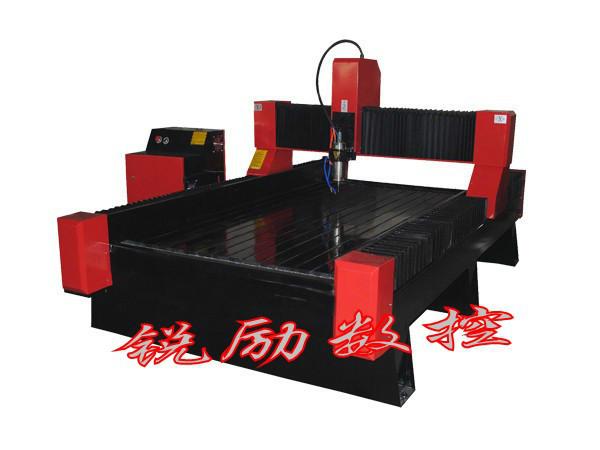 質(zhì)量最好的石材雕刻機(jī)圖片
