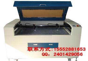 激光雕刻機(jī)青島泡沫雕刻機(jī)圖片