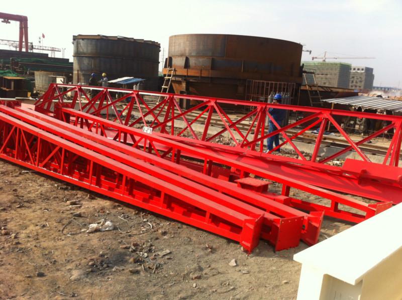 供應(yīng)山東哪里的門式起重機(jī)*