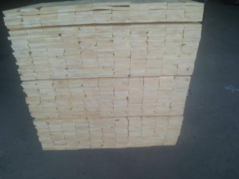 供應上海芬蘭松兒童家具實木板材供應