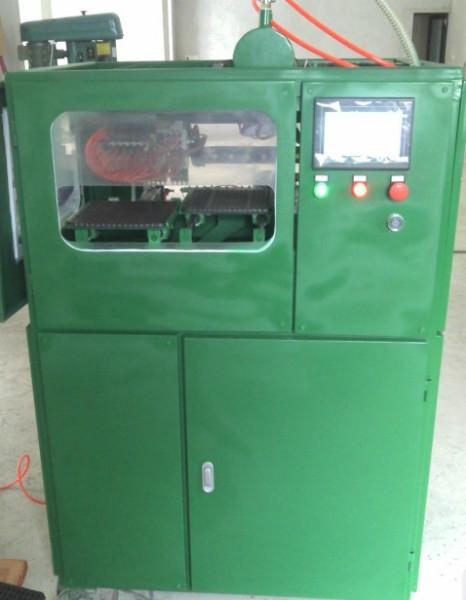 供應(yīng)電子產(chǎn)品微小產(chǎn)品自動裝盤機