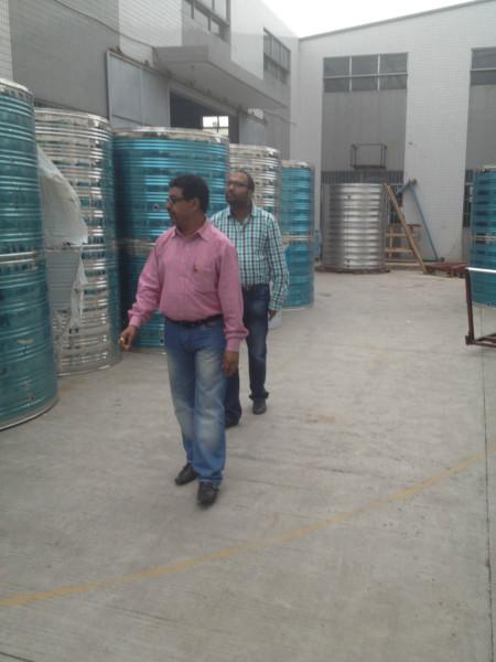 不銹鋼水箱規(guī)格-工程用水保溫水箱-鍋爐*水塔直銷