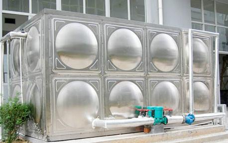 供應湛江不銹鋼方形水箱、方形保溫水箱、方形水箱廠