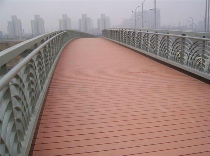 供應廣西貴港塑木廠家直銷塑木批發(fā)商，貴港塑木廠家批發(fā)