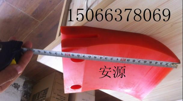 供應(yīng)大量批發(fā)聚氨酯刮板