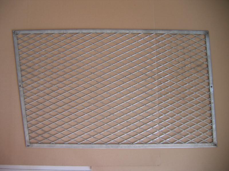 供應(yīng)不銹鋼網(wǎng)片廠家、不銹鋼網(wǎng)片批發(fā)-首先安平瑞德