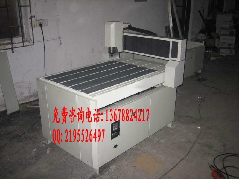 供應(yīng)哪家廣告雕刻機(jī)質(zhì)量好★哪家的石材雕刻機(jī)價(jià)格*機(jī)