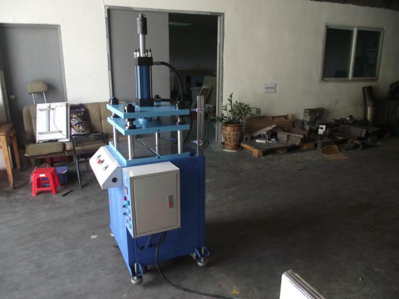 4導柱油壓機 小型液壓機 鋼化膜切半斷液壓機 柔性線路板裁切機 非標定做