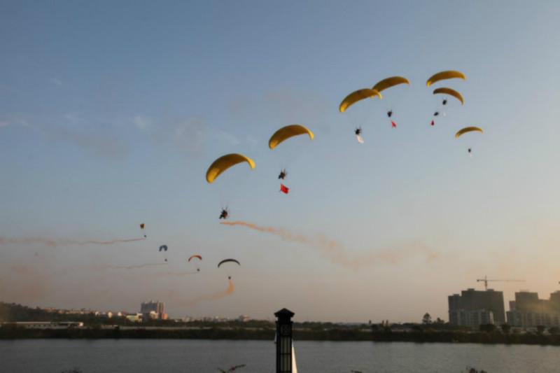 動力傘廣告優(yōu)勢圖片