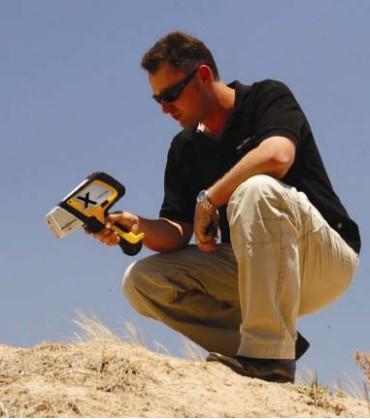 供應(yīng)X射線熒光分析儀移動的化驗室