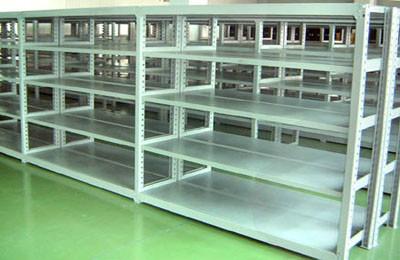 供應(yīng)佛山貨架廠家訂做無(wú)橫梁式中型貨架