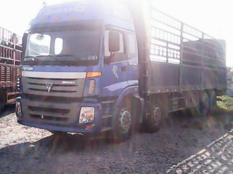 供應(yīng)處理二手解放Ｊ６牽引車(chē)