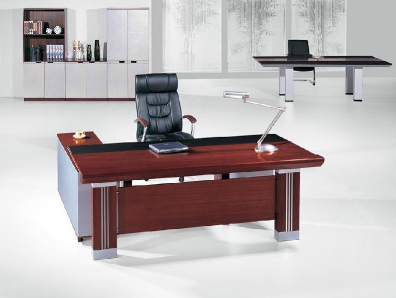 供應濟南辦公隔斷回收濟南辦公家具回收