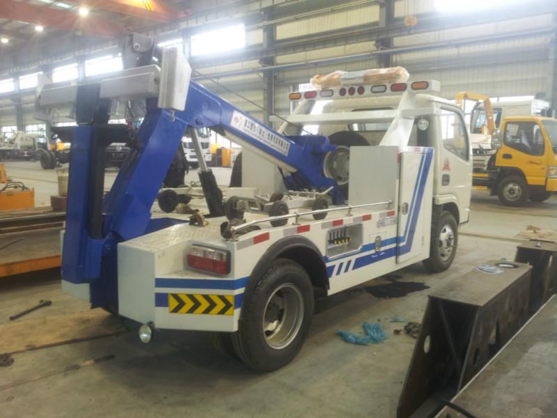 四川東風(fēng)福瑞卡清障車｜清障車價(jià)格