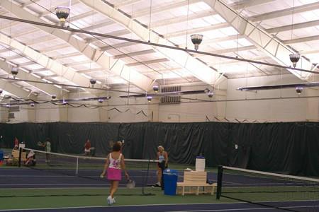 供應(yīng)輻射采暖應(yīng)用在體育館大型場館采暖