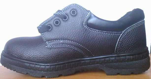 供應(yīng)紹興耐油防滑勞保鞋批發(fā)