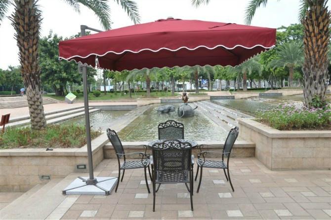 供應(yīng)南京庭院傘/休閑傘/遮陽傘/香蕉傘/羅馬傘