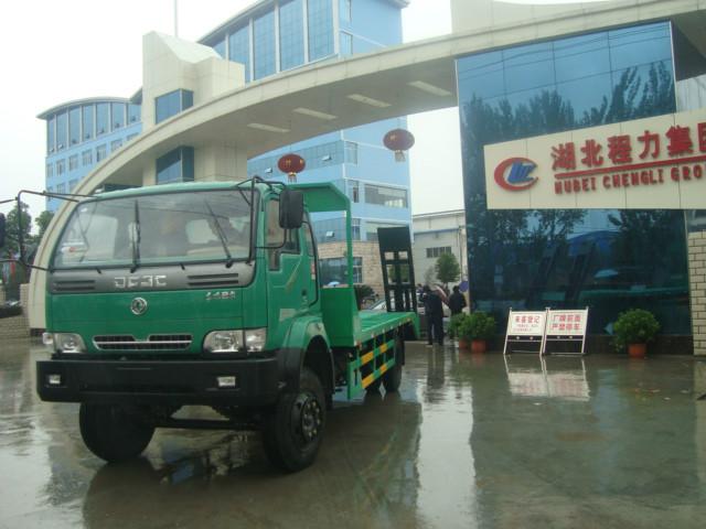 東風(fēng)大勁卡平板運輸車18872980033
