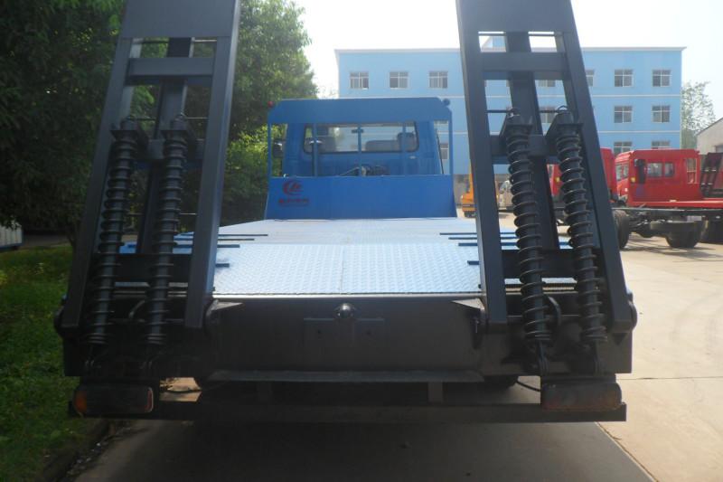 供應(yīng)解放15噸挖機(jī)運(yùn)輸車18872980033