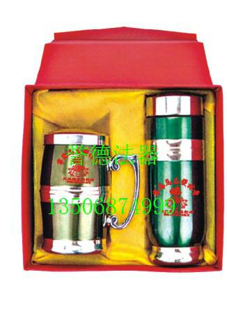 供應(yīng)不銹鋼保溫杯紫砂杯批發(fā)價格