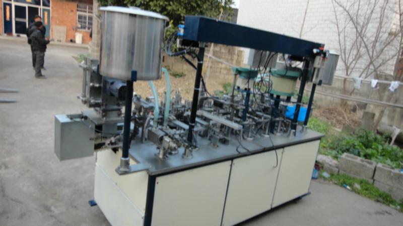 供應(yīng)雙只筆芯機(jī)廠家供應(yīng)雙只筆芯機(jī)批發(fā)