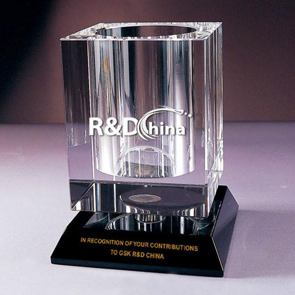 供應(yīng)水晶筆筒水晶辦公工藝品