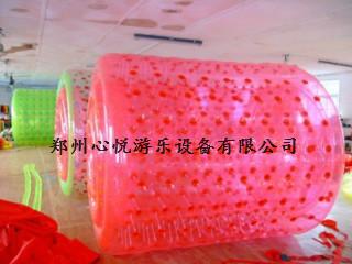 供應(yīng)水上滾筒PVC材料兒童水上樂園充氣滾筒球玩具