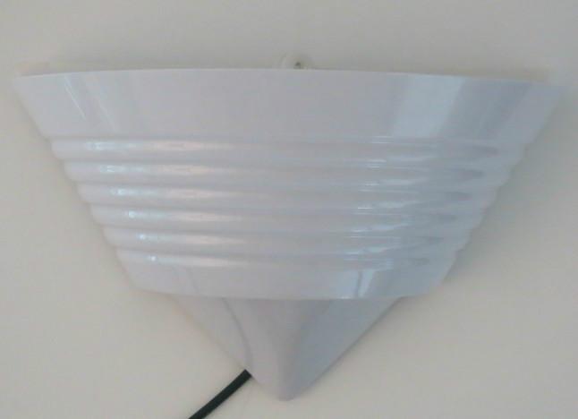 供應(yīng)廣東滅蠅燈廠家