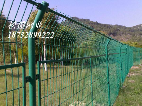 護(hù)欄網(wǎng)圍欄網(wǎng)圖片